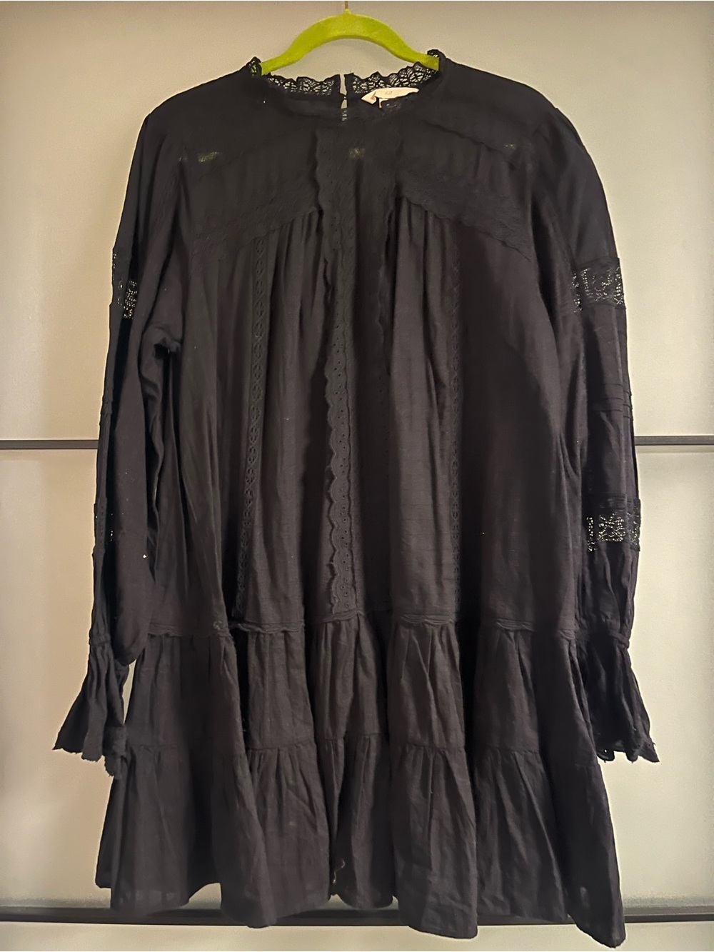 🖤 H&M Black Lace Detail Dress – Size Medium 🖤